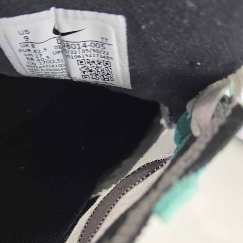 Nike Waffle One Teal & Black Running Shoes 9 - Picture 8 of 15